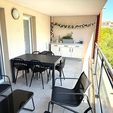 Victor Hugo Апартаменты *