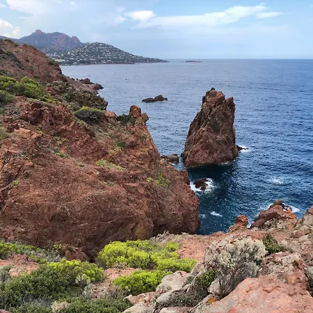 Апартаменты Victor Hugo Сен-Рафаэль