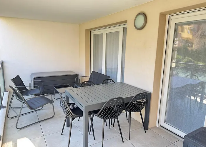 Victor Hugo Апартаменти *