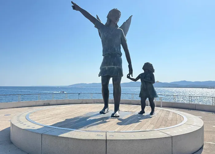 Victor Hugo Апартаменти Сен-Рафаель